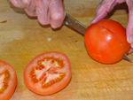 Los tomates por la mitad