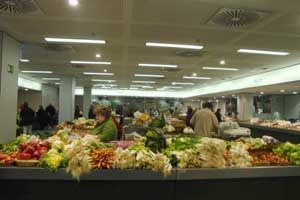 Puesto de verduras en el Mercado de San Martín