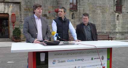 Juancar Ayerbe, Aitor Kerejeta e Iñaki Galdos, presentando el Campeonato