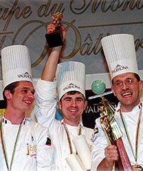 Los franceses ganadores, de izquierda a derecha Chistian Salambier, Emmanuel Ryon y Pascal Molines