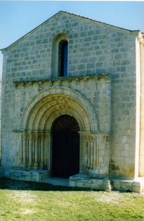 Iglesia románica de Vallejo