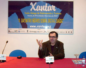 José Oneto, durante su conferencia