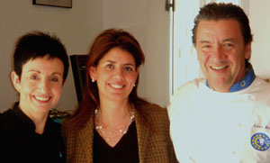 Carme Ruscalleda y Koldo Royo con Mª Antonia García, directora de la Escuela