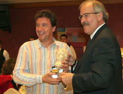 Koldo con el alcalde de Calahorra, Francisco Javier Pagola. Foto Díaz Uriel