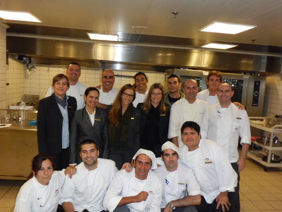 Raúl Resino con parte de los alumnos del curso