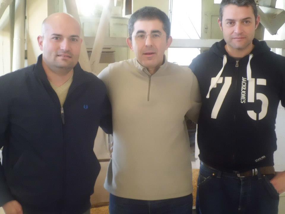 Rafelet en el medio mi jefe de sala Juan Ramón a la derecha y un servidor