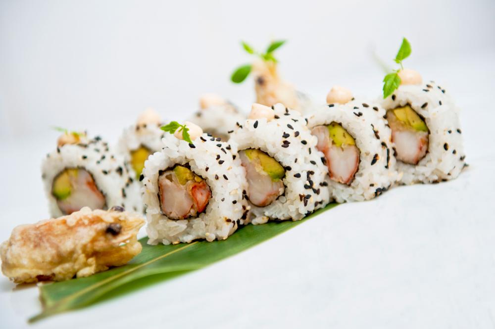 Roll de Langostino en tempura