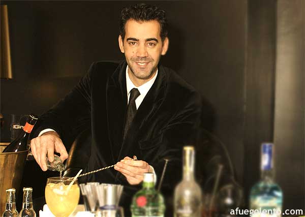 Carlos Olivares