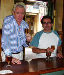 Luis y Oneto, de copas