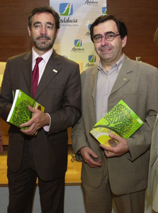 Felipe López García y José Oneto, autor de la entrevista