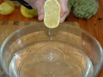 Limón al agua