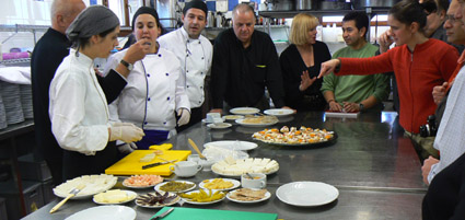 Los estadounidenses en uno de los cursos de su visita. Foto: RV EDIPRESS