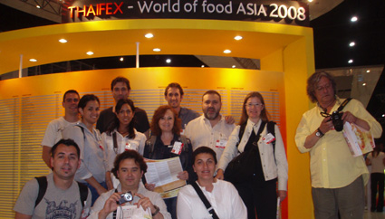 Grupo de cocineros españoles participantes en el viaje