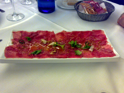 Carpaccio de atún