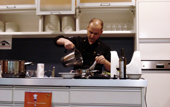Joaquín Felipe, en el mercado de Santa Catalina (Palma). Foto: CdM