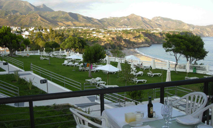 Cenando con vista, playa y montañas