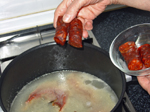 A la olla el chorizo