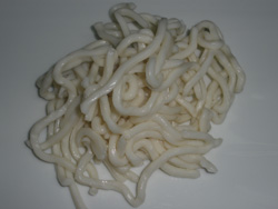 Fideos udon frescos