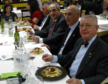 Villa, Burguillos, Fuente, Cosme, el alcalde de Noreña y Gaffoglio