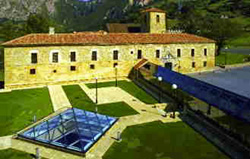 Antiguas celdas del prior y pasillo acristalado