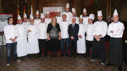 Asociación de Euro-Toques con la Diputada M Jose Navarro y Pedro Larumbe