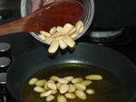 Las almendras se fríen