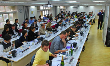 Clase de cata de vinos españoles