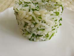 Arroz jazmín con limón y albahaca