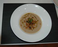 Sopa de cebolla dulce con coliflor