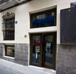 Entrada de la Taberna Agrado