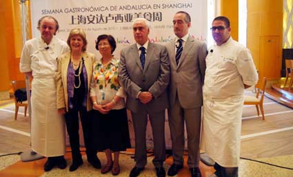 Foto oficial de la presentación de la Semana de Andalucía