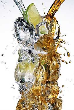 Bacardi & Coce © Ray Massey