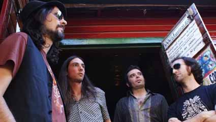Dio, Dani, Michel y David : Cosmic Grass