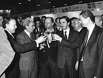 El Presidente del Gobierno, José Mª Aznar y el Presidente de la Comunidad de Madrid, Alberto R