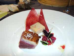 Pato y foie con frambuesas ecológicas de Galicia