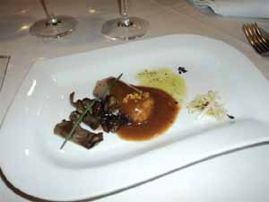 Porco celta en canelón de mencía