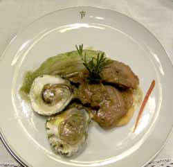 Gallo de Pazo con Berza y Ostras en Escabeche