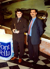 José Roca recibe el premio 