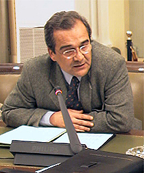 Álvaro González-Coloma, director de la AAO