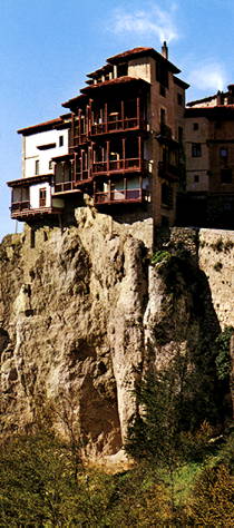 las célebres casas colgadas