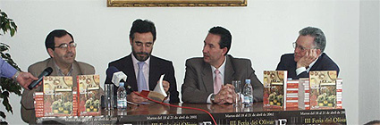 Presentación del libro de José Oneto