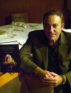 Pepe Barrena, durante la presentación de su último libro