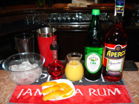 Ingredientes para un Aperol Sour