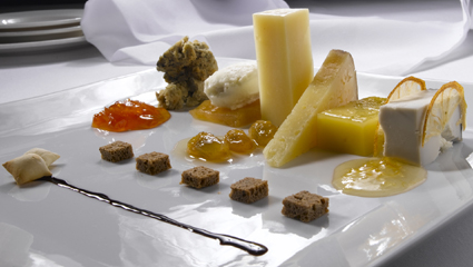 Quesos en formas, de Juan Pablo Felipe