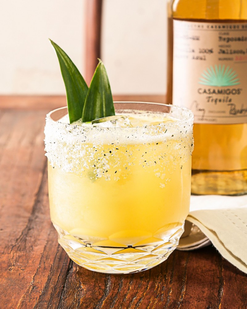 receta del coctel Pineapple Cilantro Margarita - A Fuego