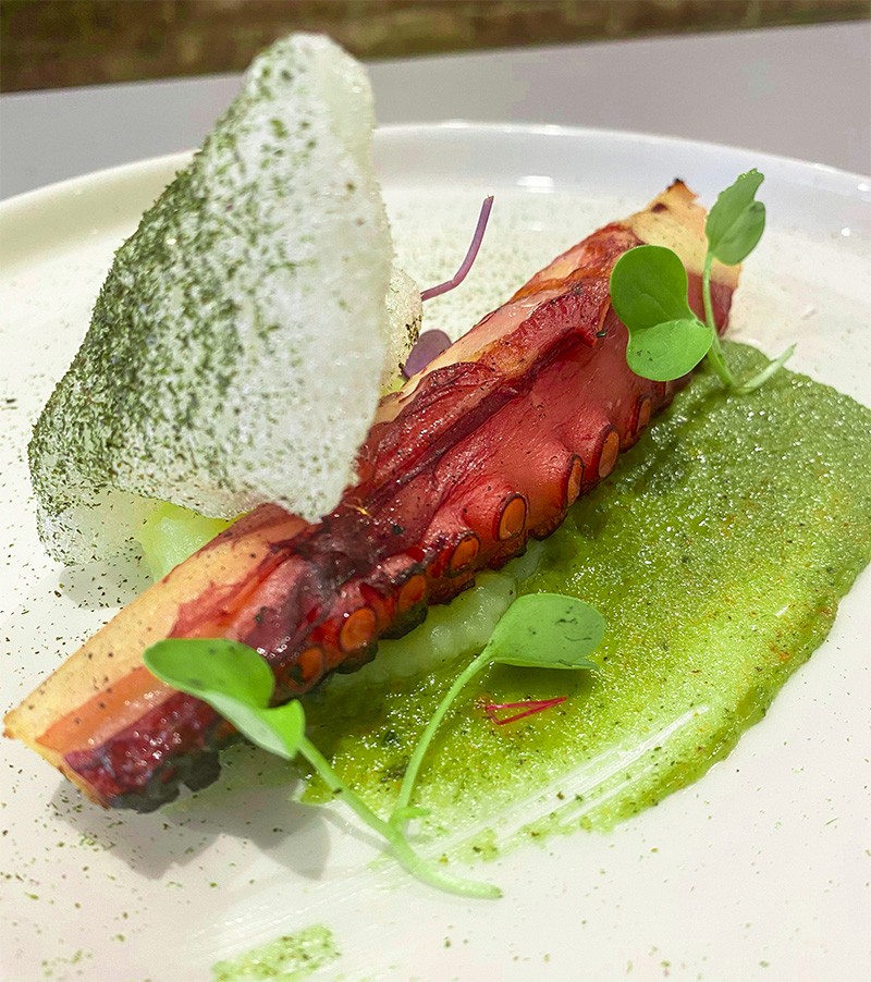 Receta Pulpo Brasa Puré Patata, Salsa Jurvert Alga Nori Salvador Trabalon Afuegolento