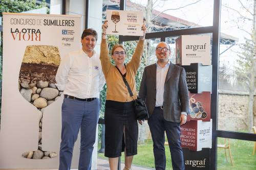 Beatriz Martínez, del restaurante Aitor Esnal, gana el primer Premio Argraf al Mejor Sumiller de la Otra Rioja, dotado con 5.000 euros