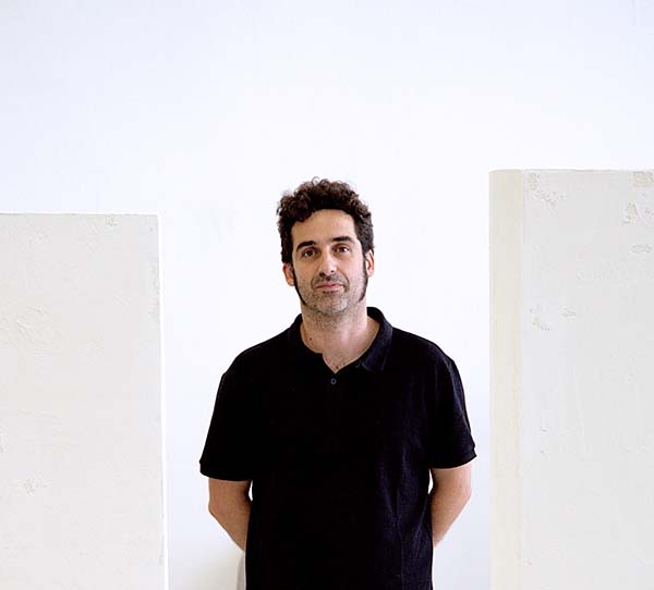 Juan Lopez Creador Artista Premio Arte Emergente Cerv Alhambra Afuegolento