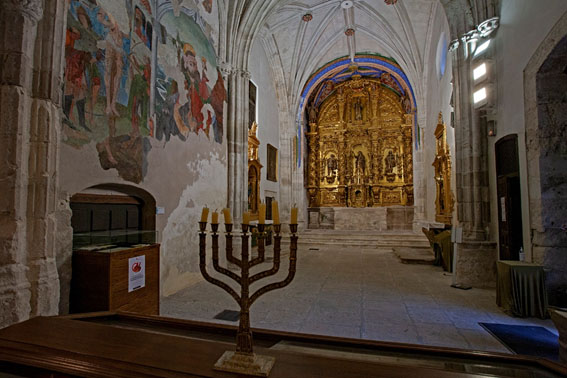 interior capilla la magdalena cuellar afuegolento