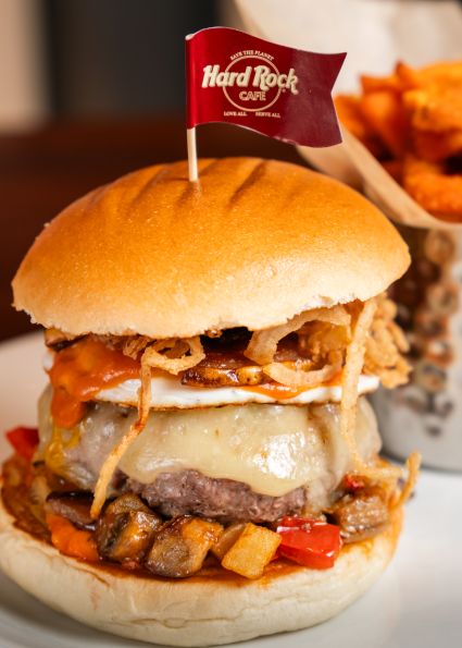 koldo royo burger solidaria hard rock cafe aecc octubre 2026 Afuegolento